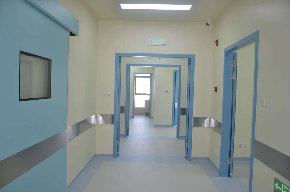 Doorways and circulation through connected medical spaces.
